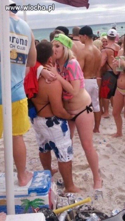 naked ladyboy sexing a girl girl geting fuck beach porn