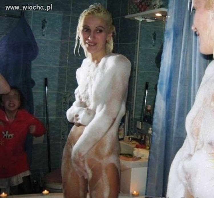 Parenting Fail Nude